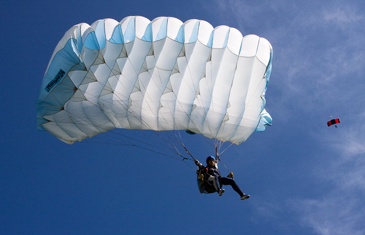 Гибель парашютистов в Орске не помешает провести областной чемпионат по парашютному спорту